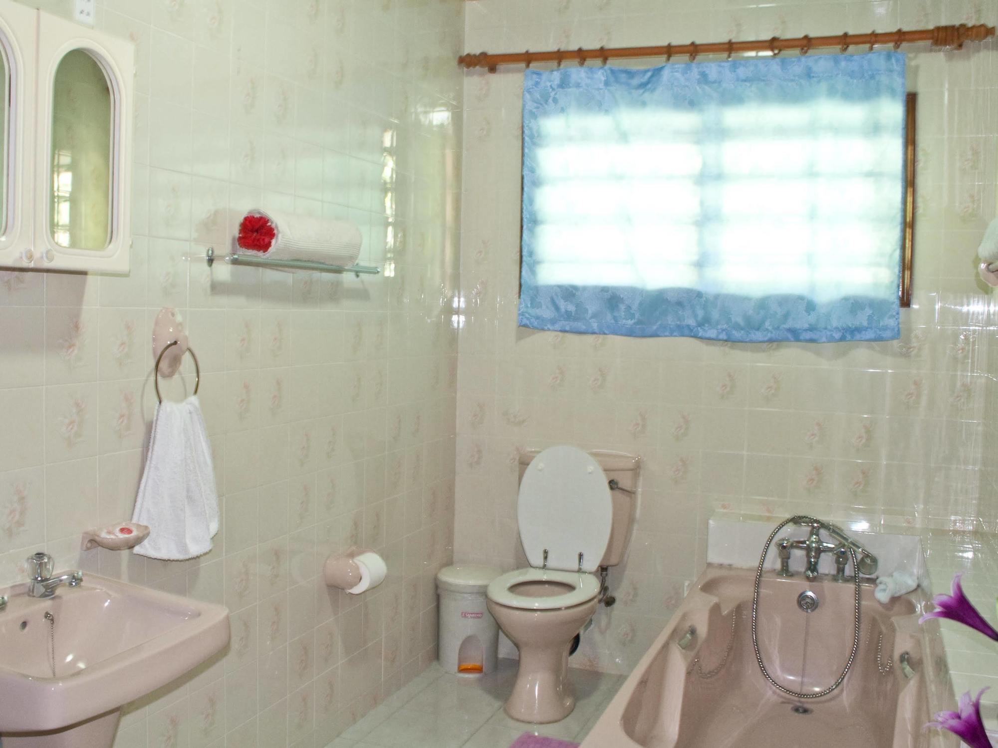 Villa De Roses Beau Vallon  Exterior photo